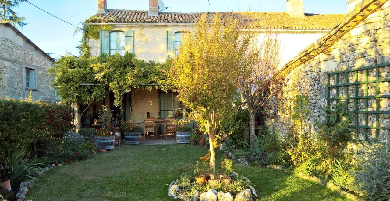 Les Glycines Bed & Breakfast Eymet Exterior photo